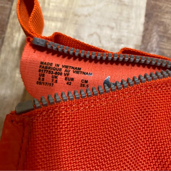 Nike Shoes Men’s. Blood Orange. Size 8.5 - Picture 8 of 8